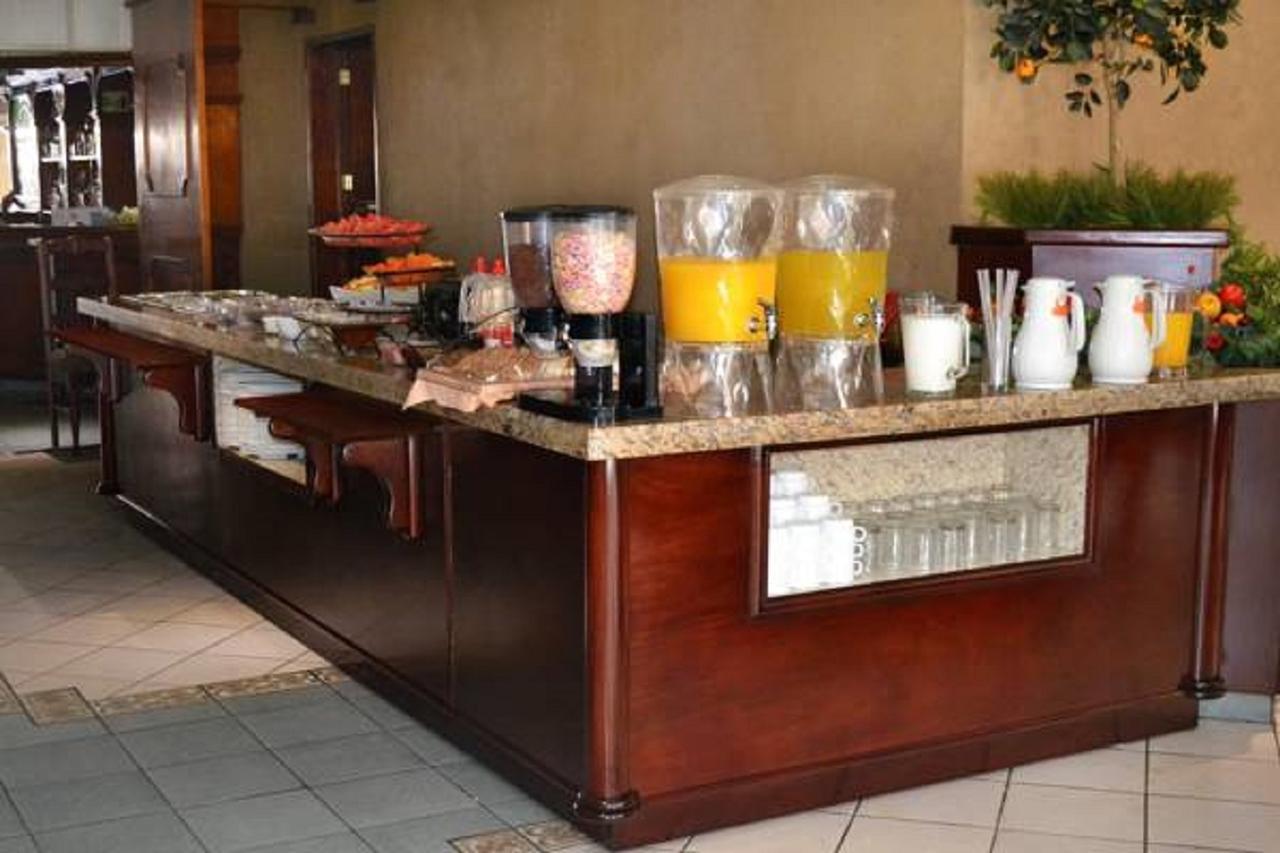 Feria Jalisciense Hotell San Juan de los Lagos Exteriör bild